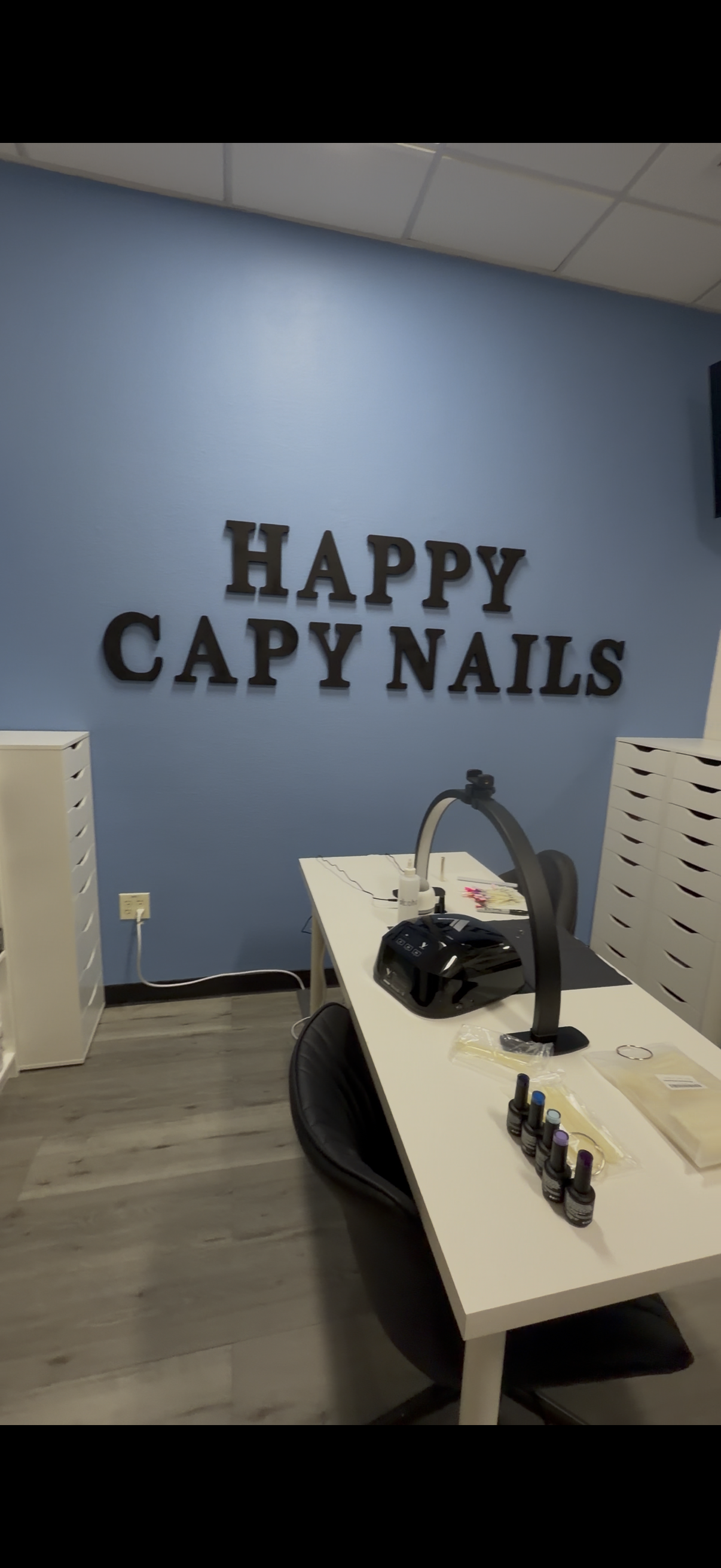 Happy Capy Nails nail photo 4